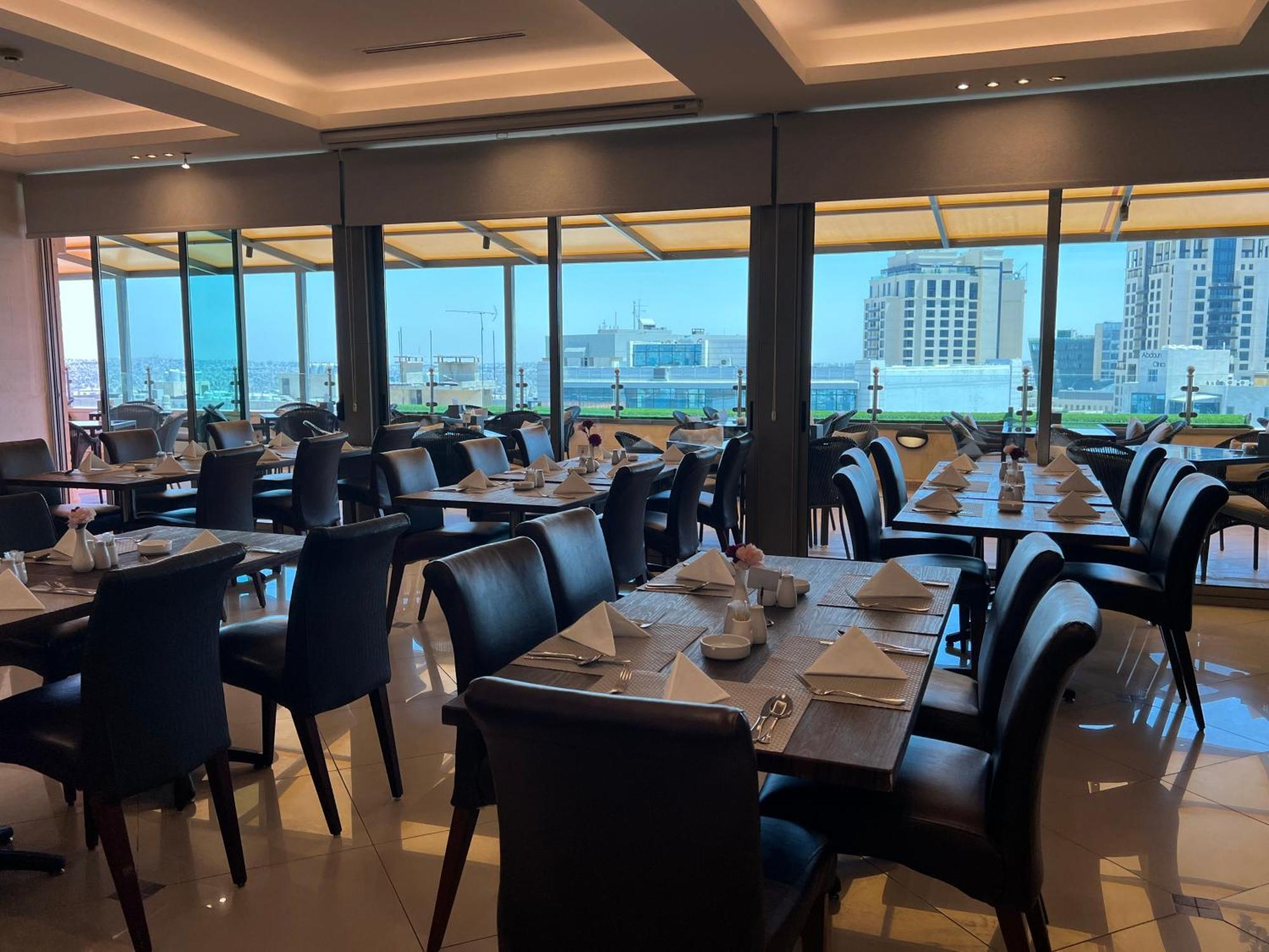 Retaj Hotel Amman Exteriör bild